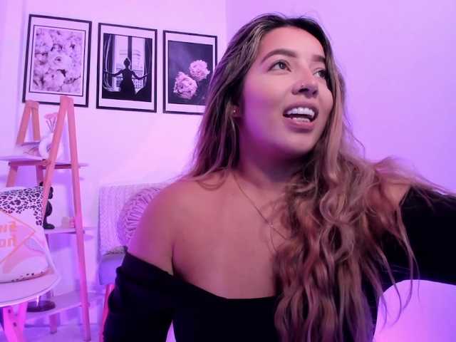 sofihill live webcam show