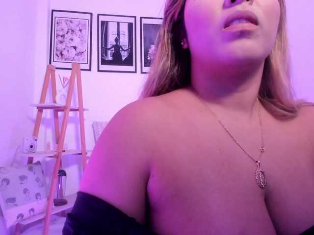 sofihill's BongaCams show and profile