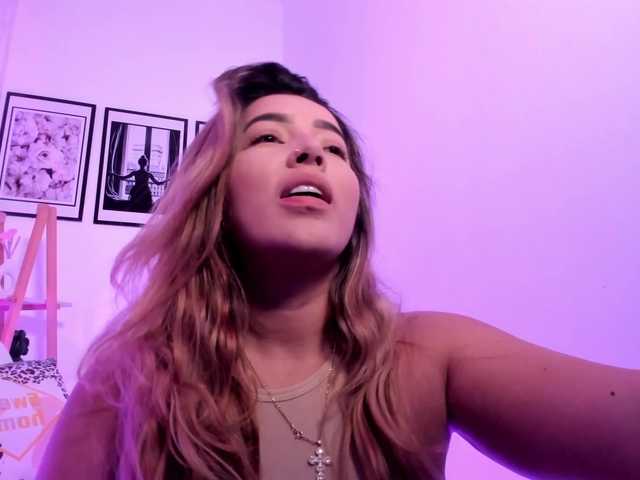 sofihill live cam on BongaCams