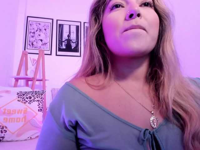 sofihill live cam on BongaCams
