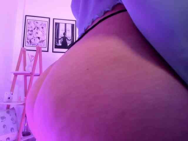 Modella: sofihill