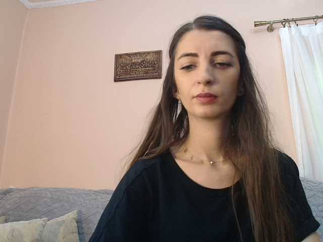ella-myst live cam on BongaCams