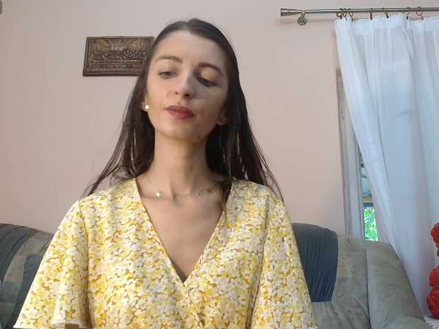ella-myst live cam on BongaCams