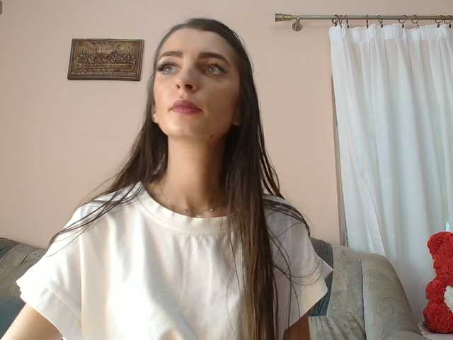 ella-myst live cam on BongaCams