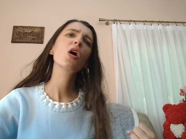ella-myst live cam on BongaCams
