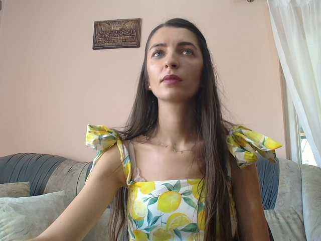 ella-myst live cam on BongaCams