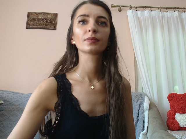 ella-myst live cam on BongaCams