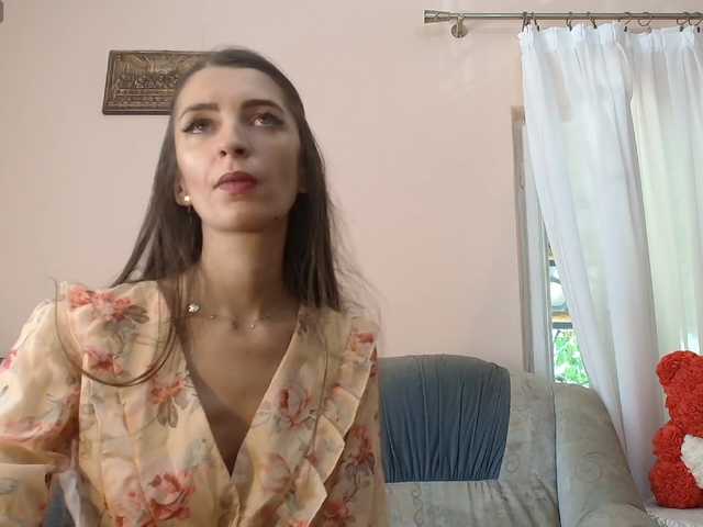 ella-myst live cam on BongaCams