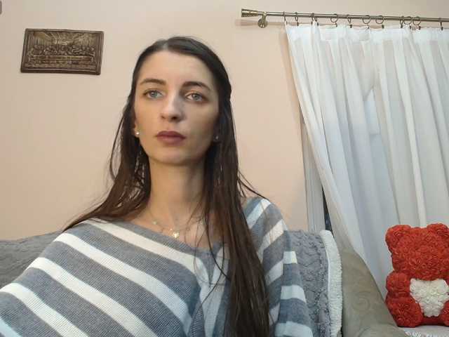ella-myst live cam on BongaCams