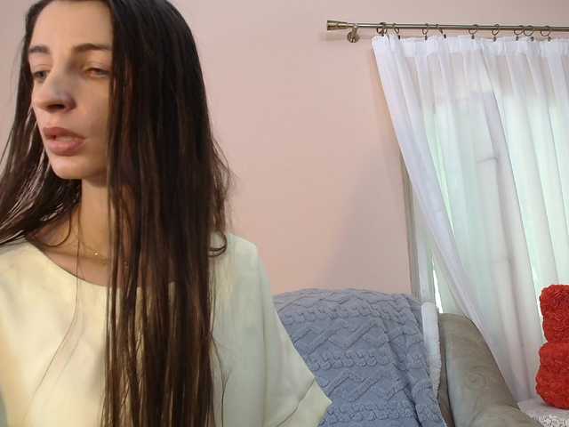 ella-myst webcam