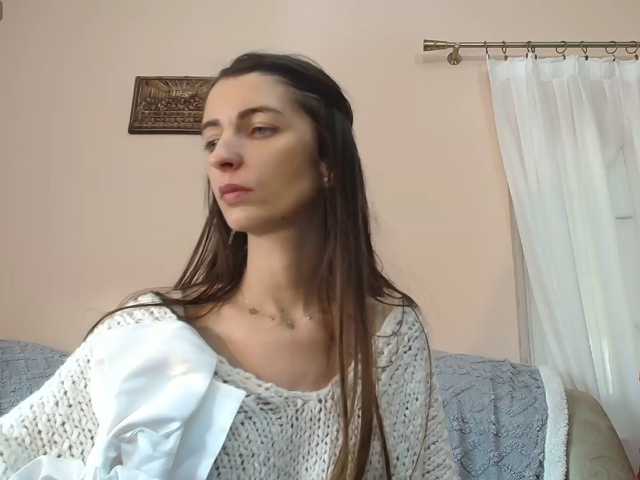 ella-myst live cam on BongaCams