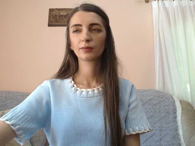 ella-myst live cam on BongaCams