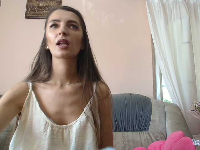 ella-myst live cam on BongaCams