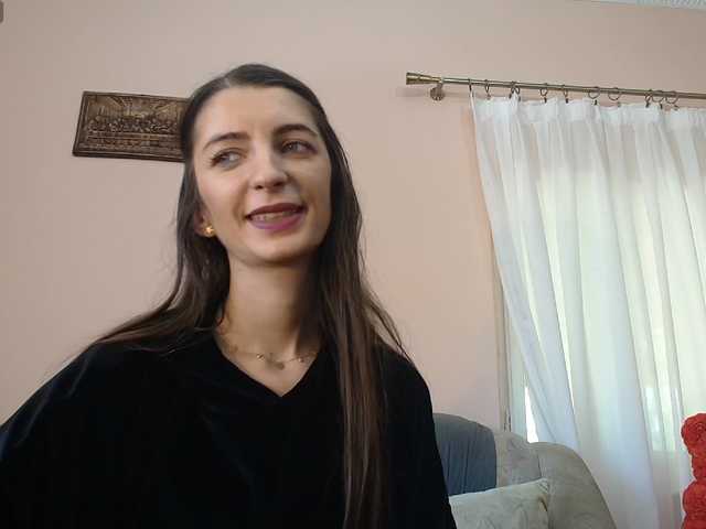 ella-myst live cam on BongaCams