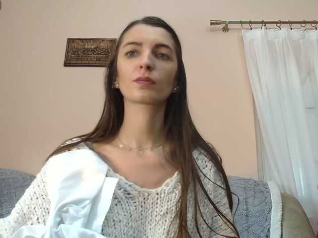 ella-myst live cam on BongaCams