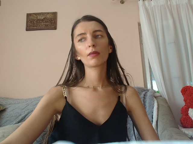 ella-myst live cam on BongaCams