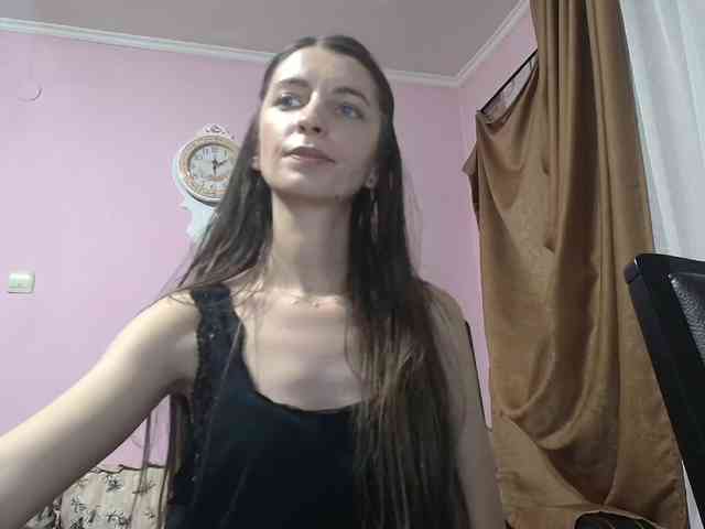 ella-myst webcam