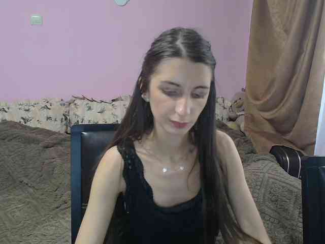 ella-myst webcam