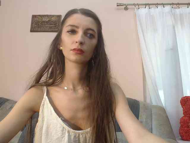 ella-myst webcam