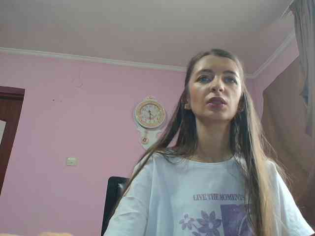ella-myst webcam