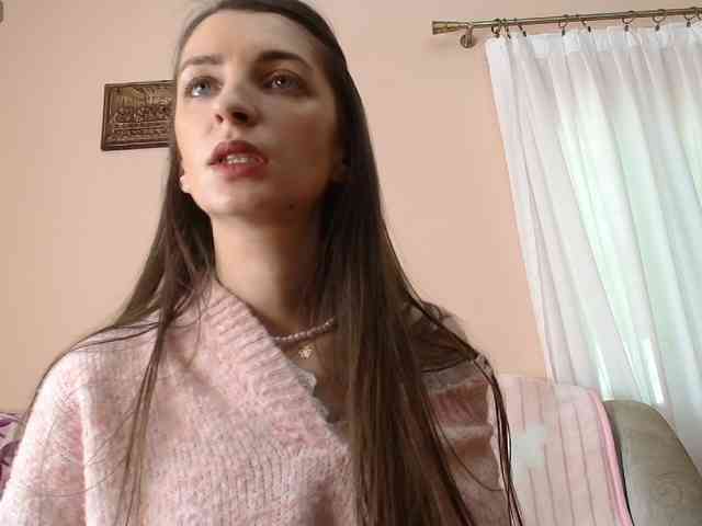 ella-myst webcam