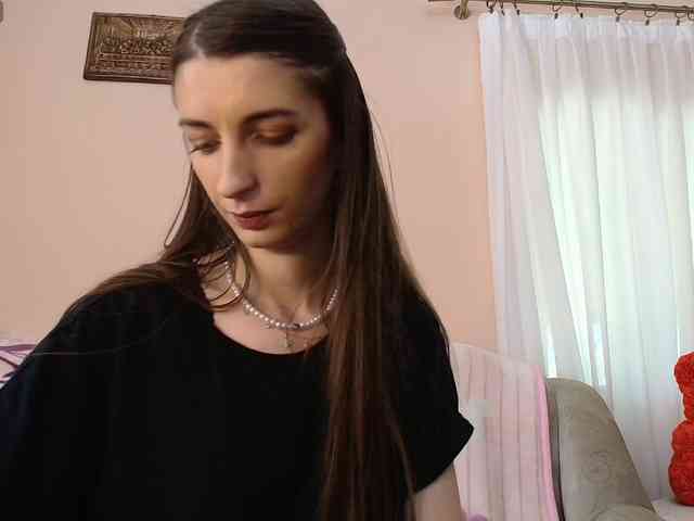 ella-myst Live Webcam on BongaCams