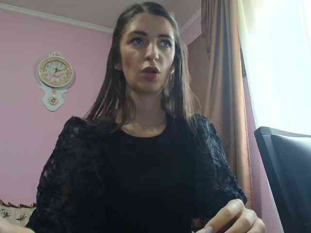 ella-myst webcam