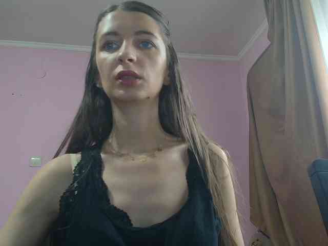 ella-myst webcam