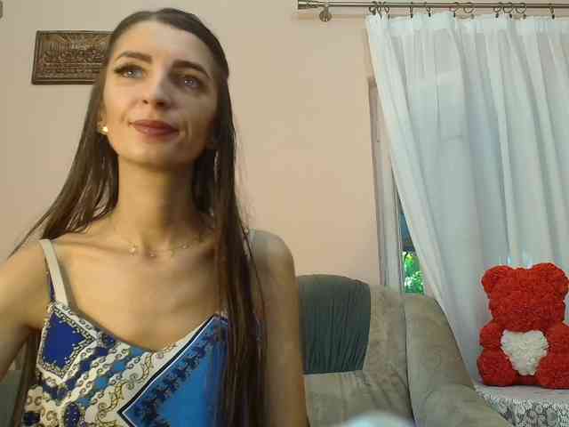 ella-myst webcam