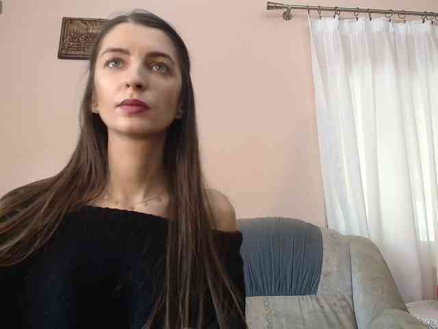 ella-myst webcam