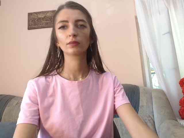 ella-myst webcam
