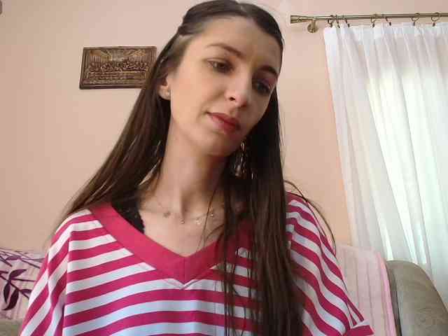 ella-myst webcam