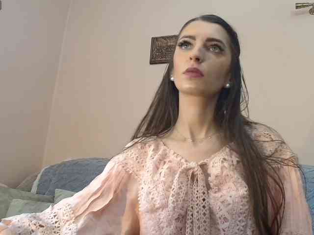 ella-myst webcam