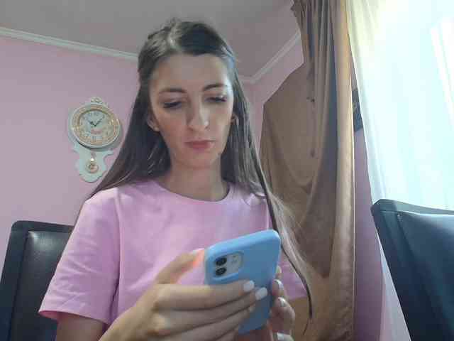 ella-myst webcam