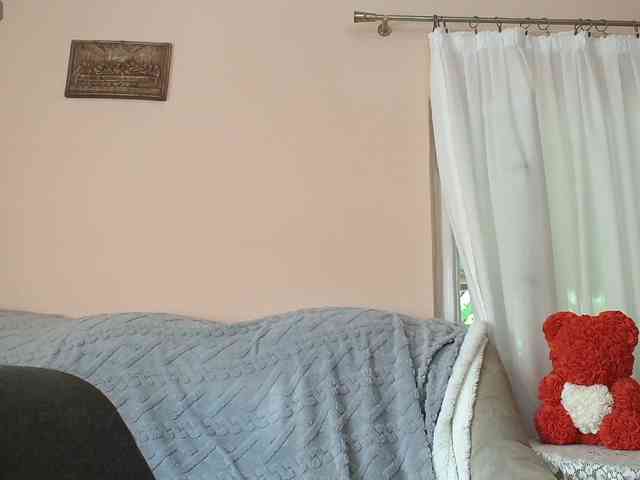 ella-myst webcam