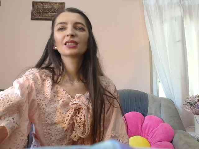 ella-myst webcam