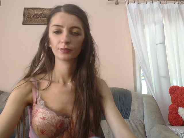 ella-myst webcam