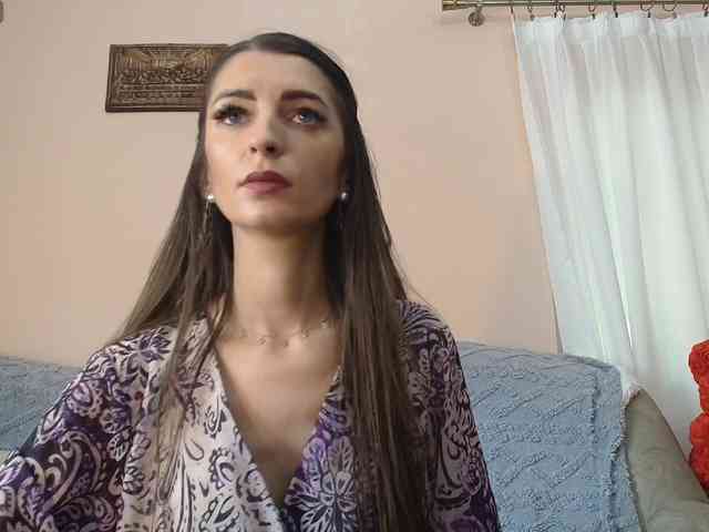 ella-myst webcam