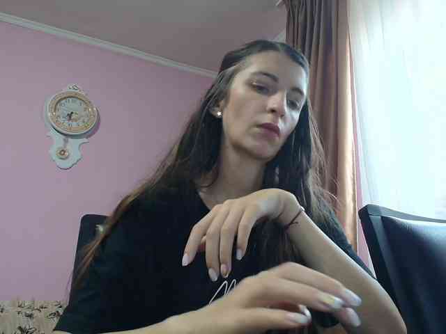 ella-myst webcam