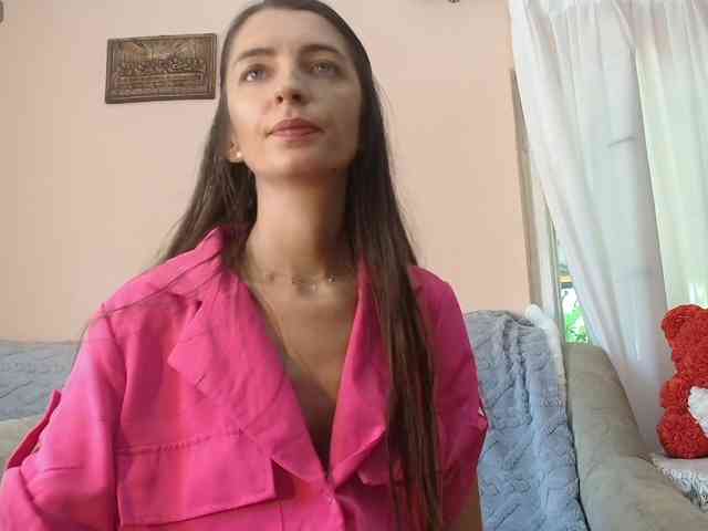 ella-myst webcam