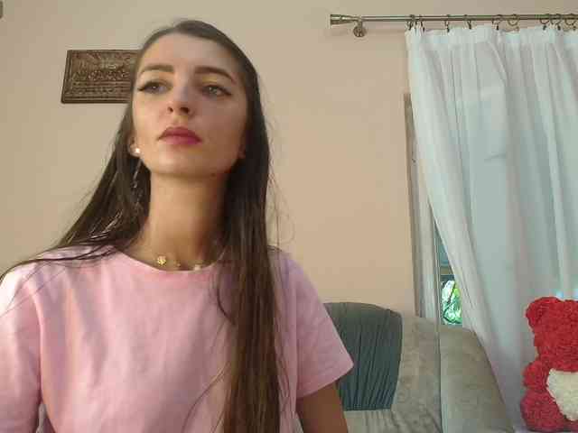ella-myst webcam