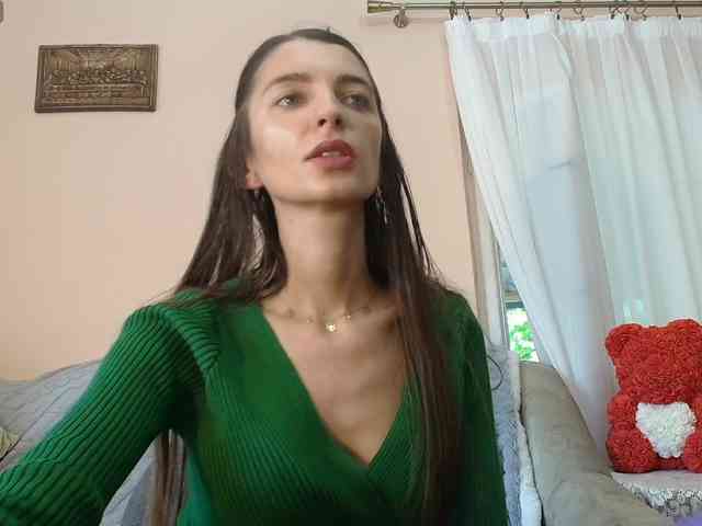 ella-myst webcam