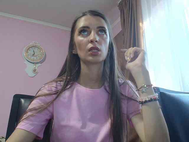 ella-myst webcam