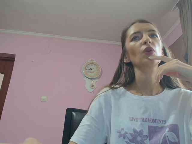 ella-myst webcam