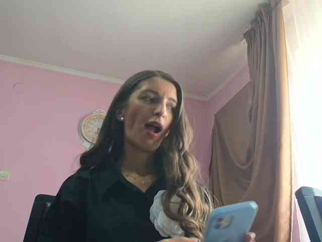 ella-myst webcam