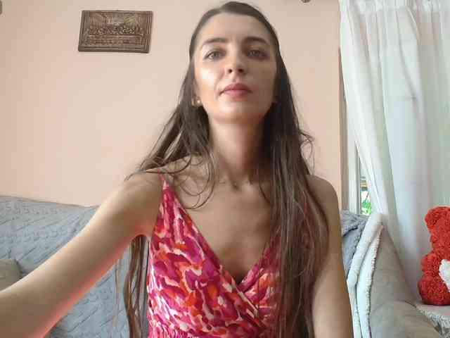 ella-myst webcam