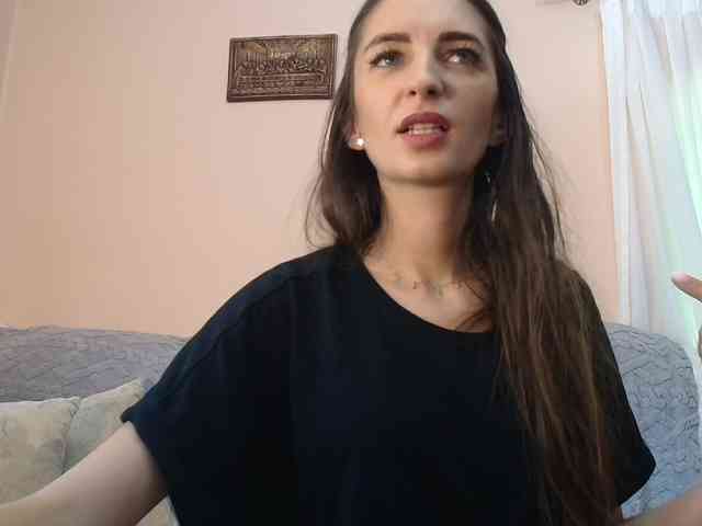 ella-myst webcam
