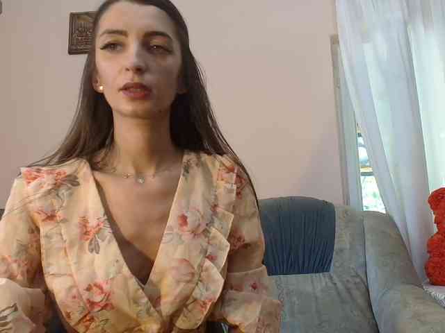 ella-myst webcam