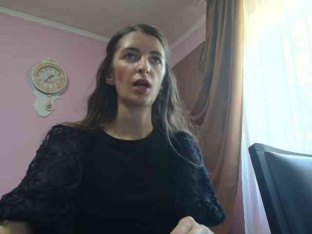ella-myst webcam