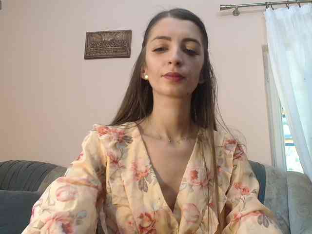 ella-myst webcam
